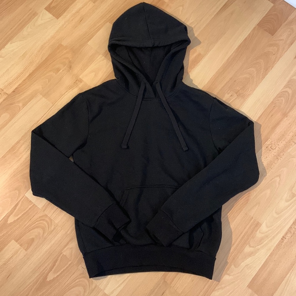 Black hoodie from H&M divided - Picture 1 of 3